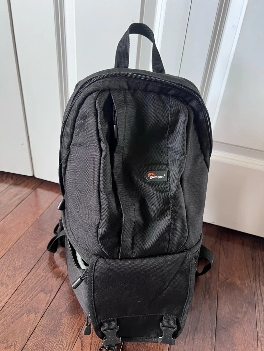 Lowepro Fastpack 100 Black Camera Backpack - Compact Photo & Video Case